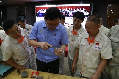 大國工匠走進通用技術(shù)沈陽機床,弘揚勞模精神、傳承工匠技藝